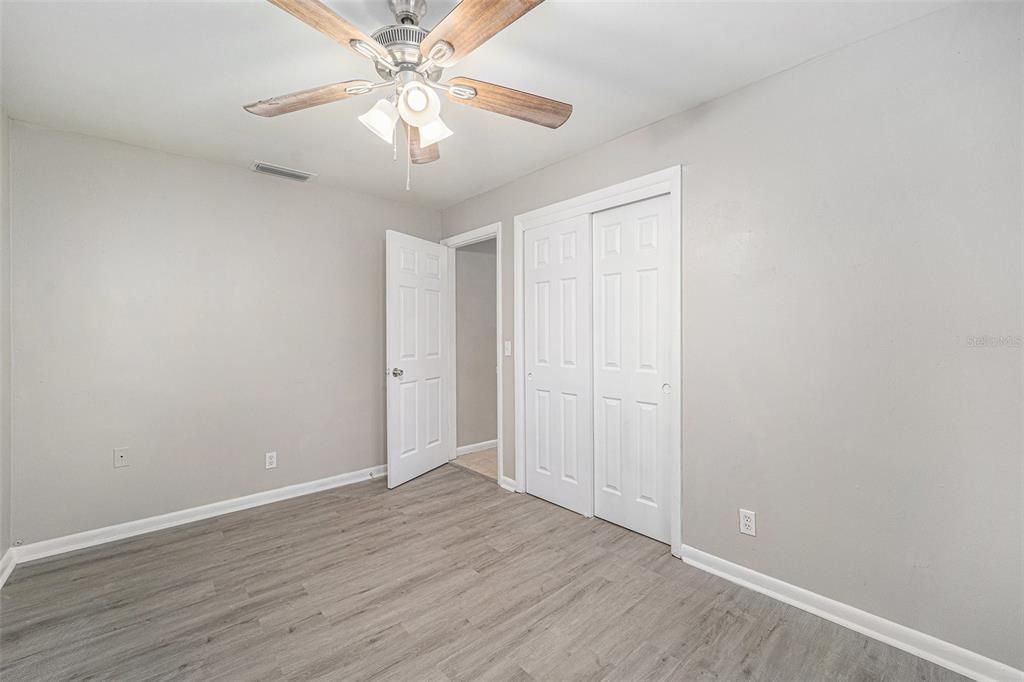 В аренду: $2,000 (3 спален, 1 ванн, 1100 Квадратных фут)