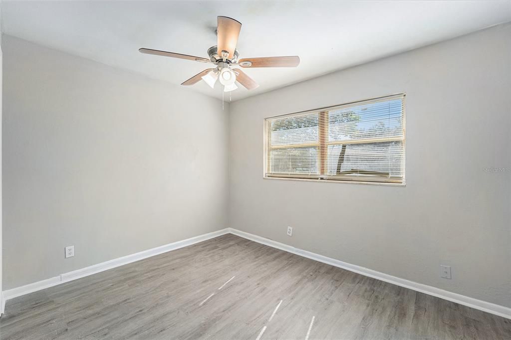 В аренду: $2,000 (3 спален, 1 ванн, 1100 Квадратных фут)