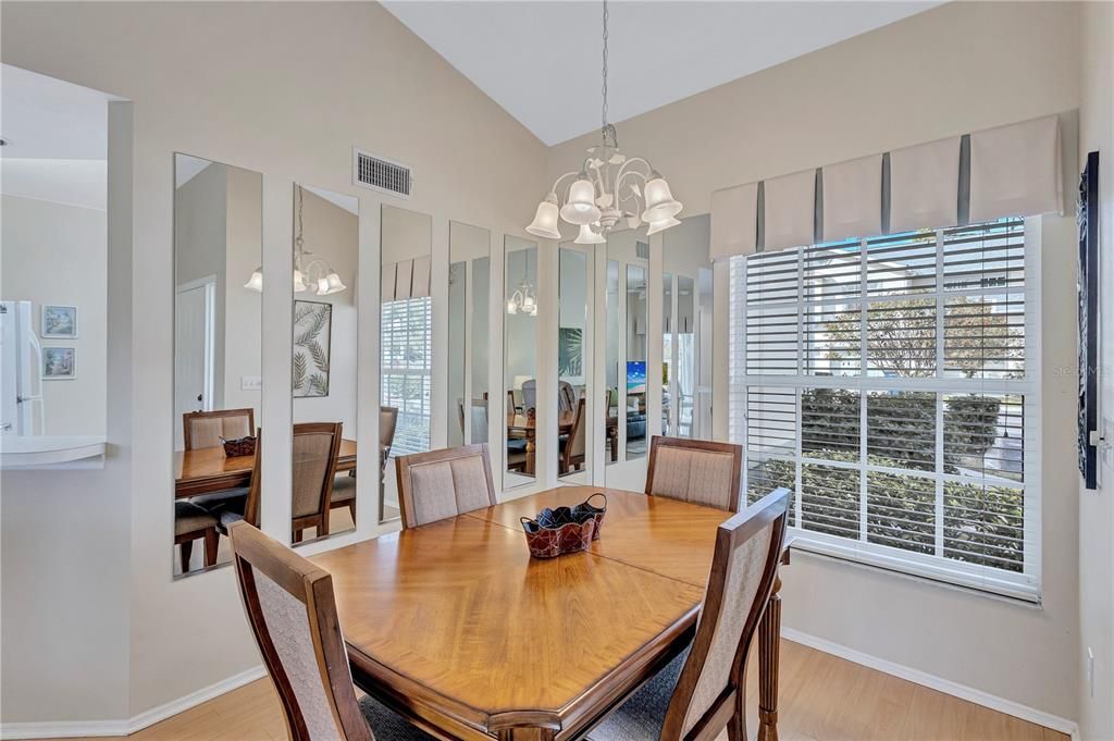 En Venta: $210,000 (2 camas, 2 baños, 1004 Pies cuadrados)