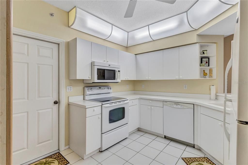 En Venta: $210,000 (2 camas, 2 baños, 1004 Pies cuadrados)