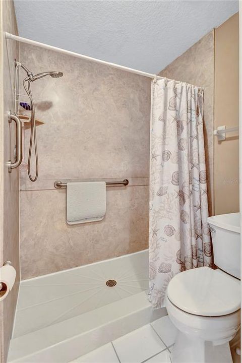 En Venta: $210,000 (2 camas, 2 baños, 1004 Pies cuadrados)