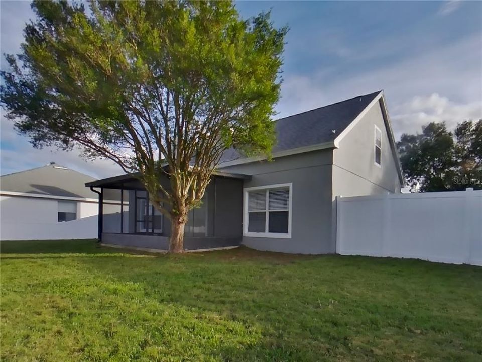 En Renta: $2,549 (4 camas, 2 baños, 2013 Pies cuadrados)