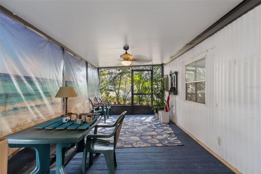 En Venta: $144,900 (2 camas, 2 baños, 989 Pies cuadrados)