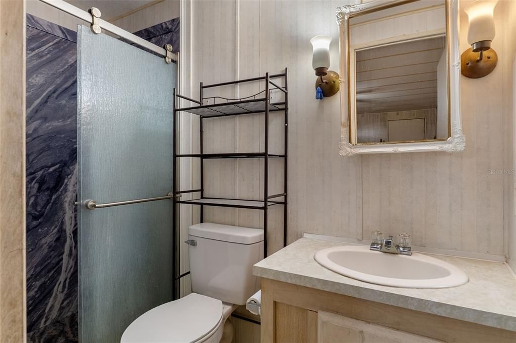 En Venta: $144,900 (2 camas, 2 baños, 989 Pies cuadrados)