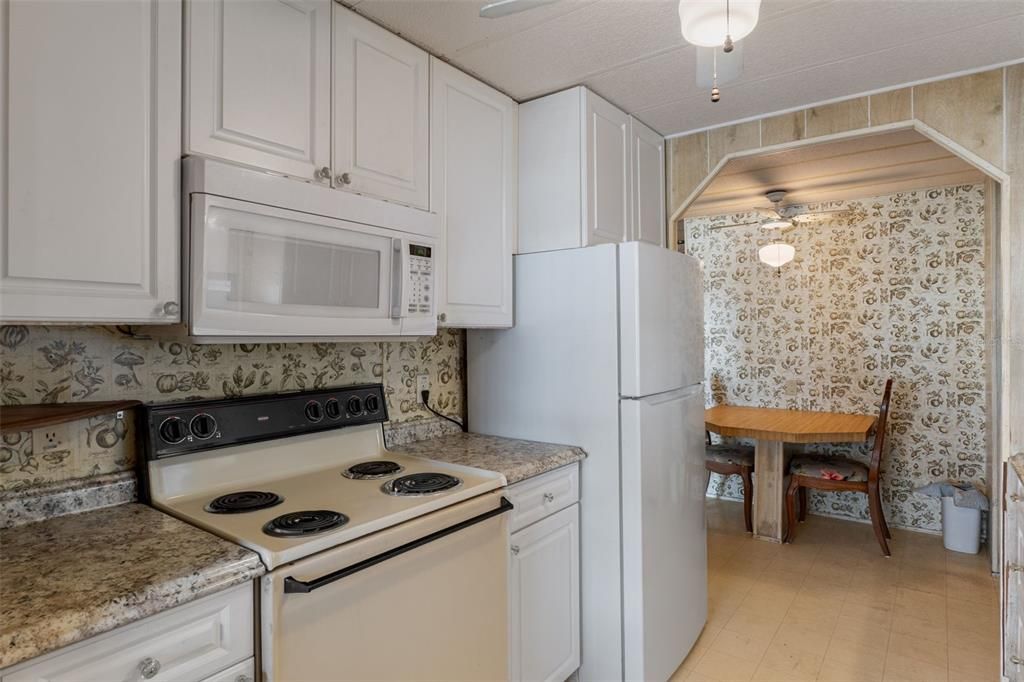 En Venta: $144,900 (2 camas, 2 baños, 989 Pies cuadrados)