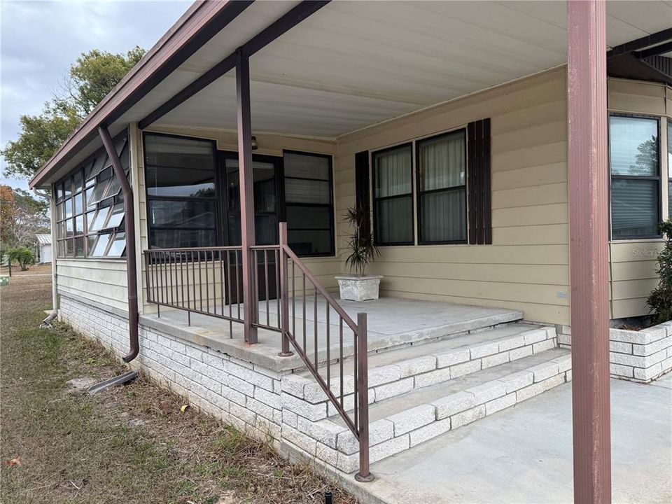 待售: $179,000 (3 贝兹, 2 浴室, 1560 平方英尺)