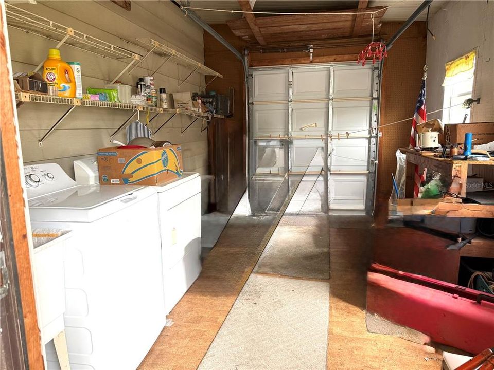 待售: $179,000 (3 贝兹, 2 浴室, 1560 平方英尺)