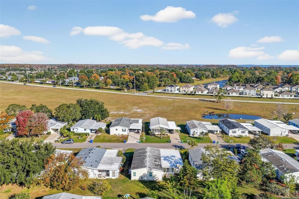 На продажу: $224,900 (2 спален, 2 ванн, 1550 Квадратных фут)