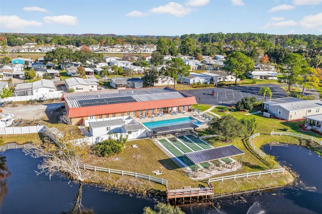 На продажу: $224,900 (2 спален, 2 ванн, 1550 Квадратных фут)