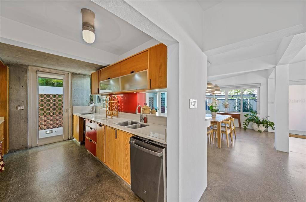 待售: $1,650,000 (4 贝兹, 3 浴室, 3003 平方英尺)