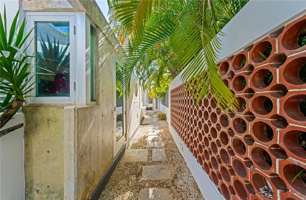 待售: $1,650,000 (4 贝兹, 3 浴室, 3003 平方英尺)