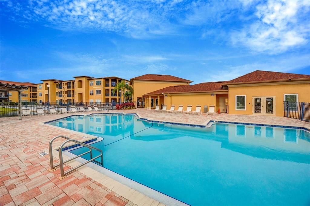 For Sale: $263,000 (2 beds, 2 baths, 1153 Square Feet)