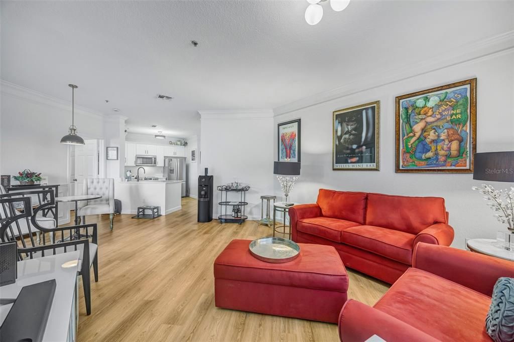 For Sale: $263,000 (2 beds, 2 baths, 1153 Square Feet)