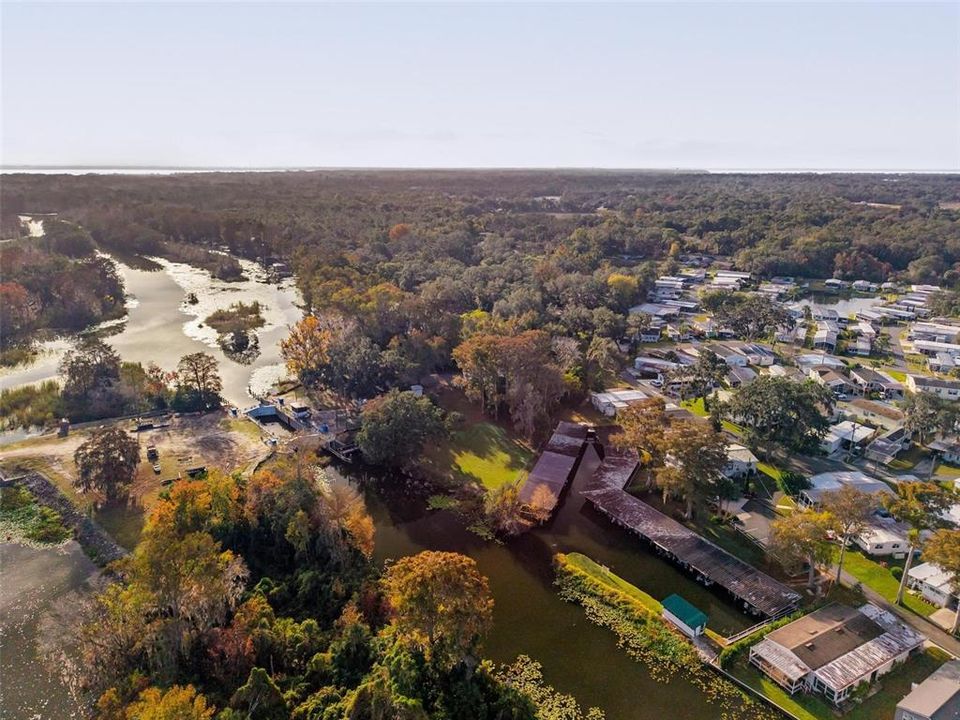 For Sale: $79,900 (2 beds, 1 baths, 552 Square Feet)