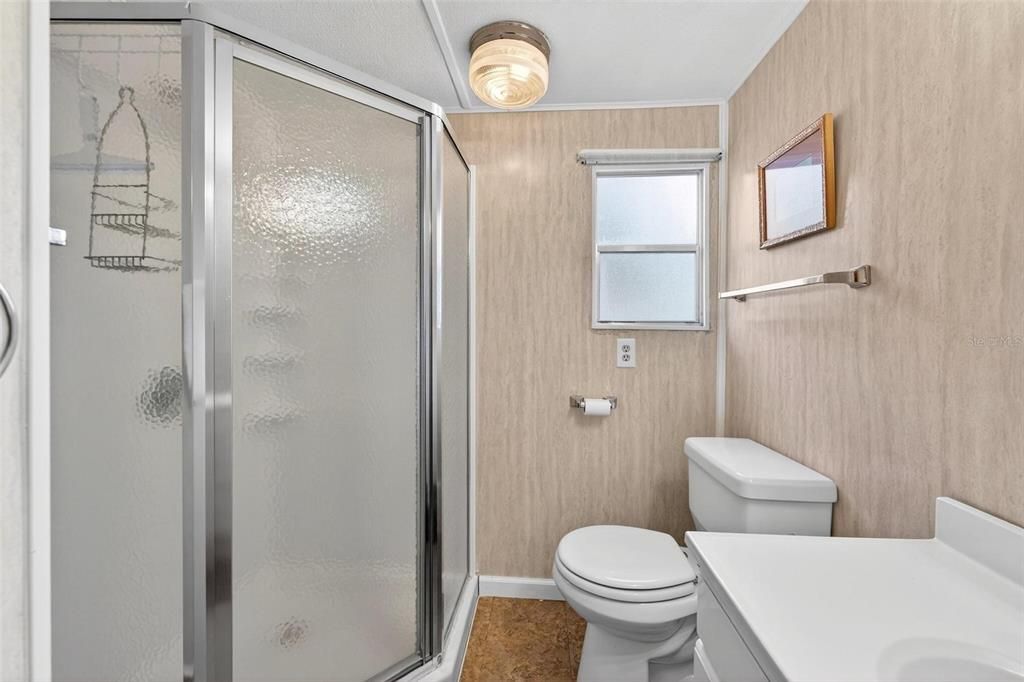 For Sale: $79,900 (2 beds, 1 baths, 552 Square Feet)