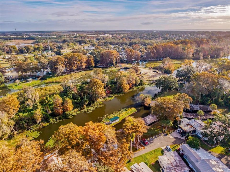 For Sale: $79,900 (2 beds, 1 baths, 552 Square Feet)