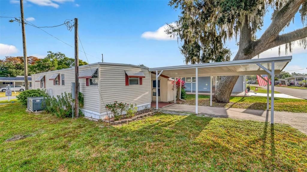 For Sale: $79,900 (2 beds, 1 baths, 552 Square Feet)