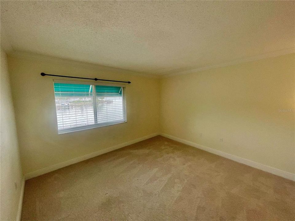 For Rent: $3,100 (2 beds, 2 baths, 910 Square Feet)