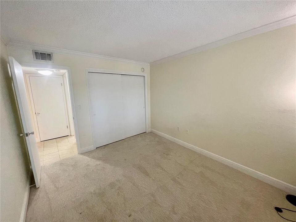 For Rent: $3,100 (2 beds, 2 baths, 910 Square Feet)