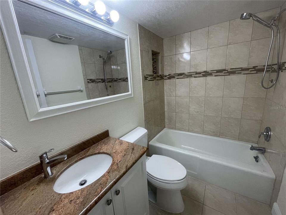 For Rent: $3,100 (2 beds, 2 baths, 910 Square Feet)