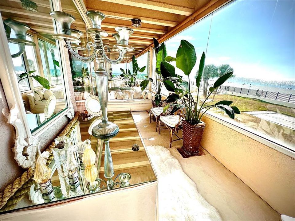 出租: $4,000 (1 贝兹, 2 浴室, 1165 平方英尺)