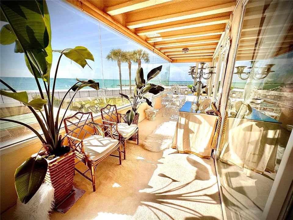 出租: $4,000 (1 贝兹, 2 浴室, 1165 平方英尺)