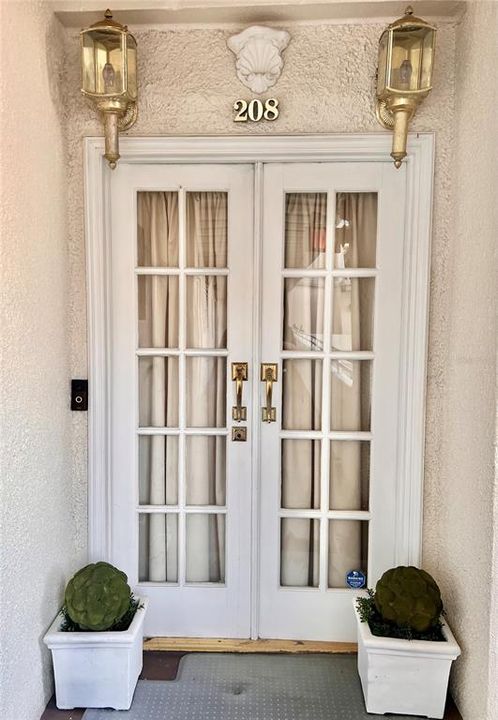 出租: $4,000 (1 贝兹, 2 浴室, 1165 平方英尺)