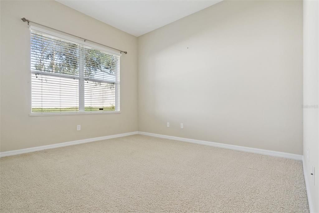 На продажу: $310,000 (3 спален, 2 ванн, 2109 Квадратных фут)