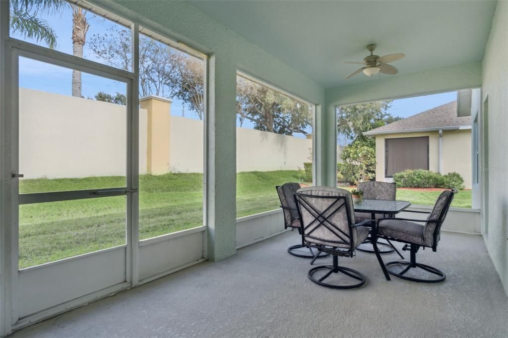 На продажу: $310,000 (3 спален, 2 ванн, 2109 Квадратных фут)