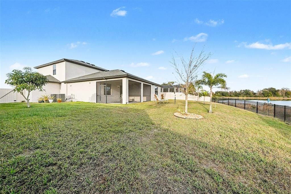 For Sale: $450,000 (4 beds, 3 baths, 2943 Square Feet)