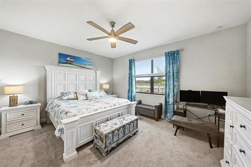 For Sale: $450,000 (4 beds, 3 baths, 2943 Square Feet)