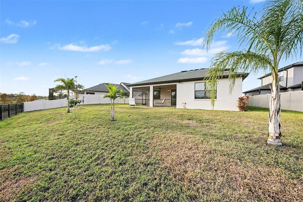 For Sale: $450,000 (4 beds, 3 baths, 2943 Square Feet)