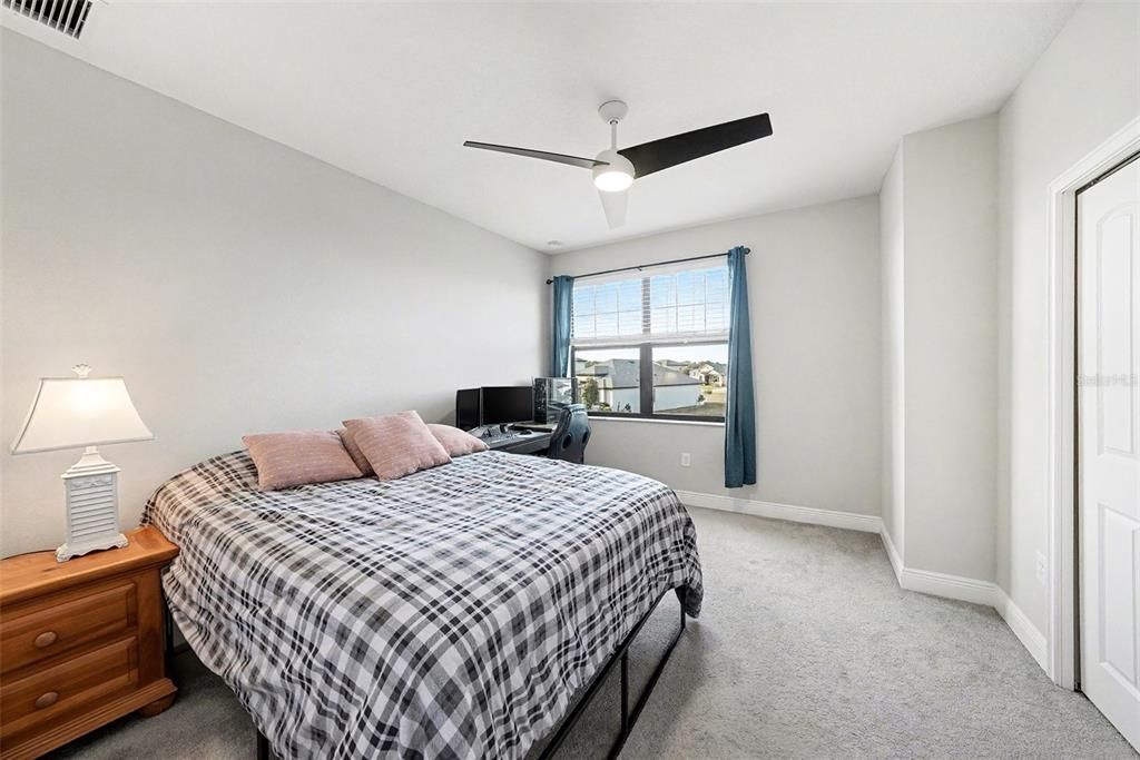 For Sale: $450,000 (4 beds, 3 baths, 2943 Square Feet)