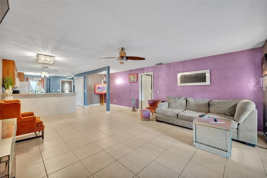 En Venta: $289,900 (3 camas, 2 baños, 1284 Pies cuadrados)