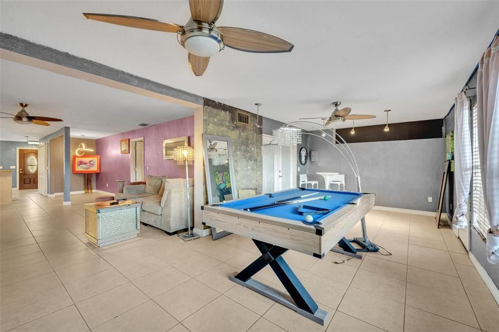 En Venta: $289,900 (3 camas, 2 baños, 1284 Pies cuadrados)