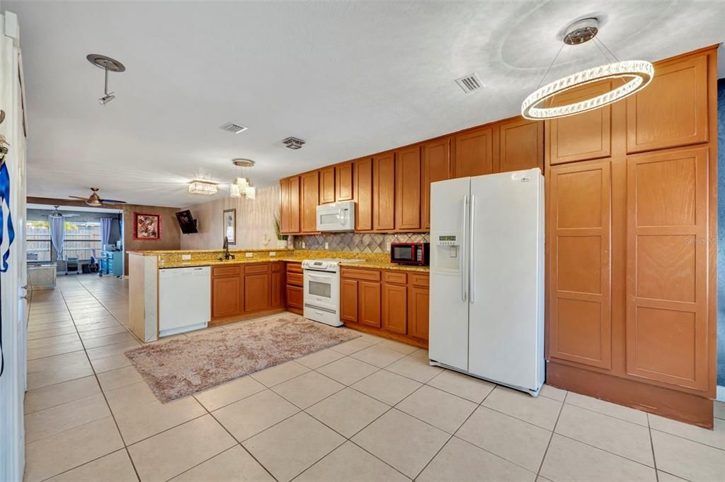 En Venta: $289,900 (3 camas, 2 baños, 1284 Pies cuadrados)