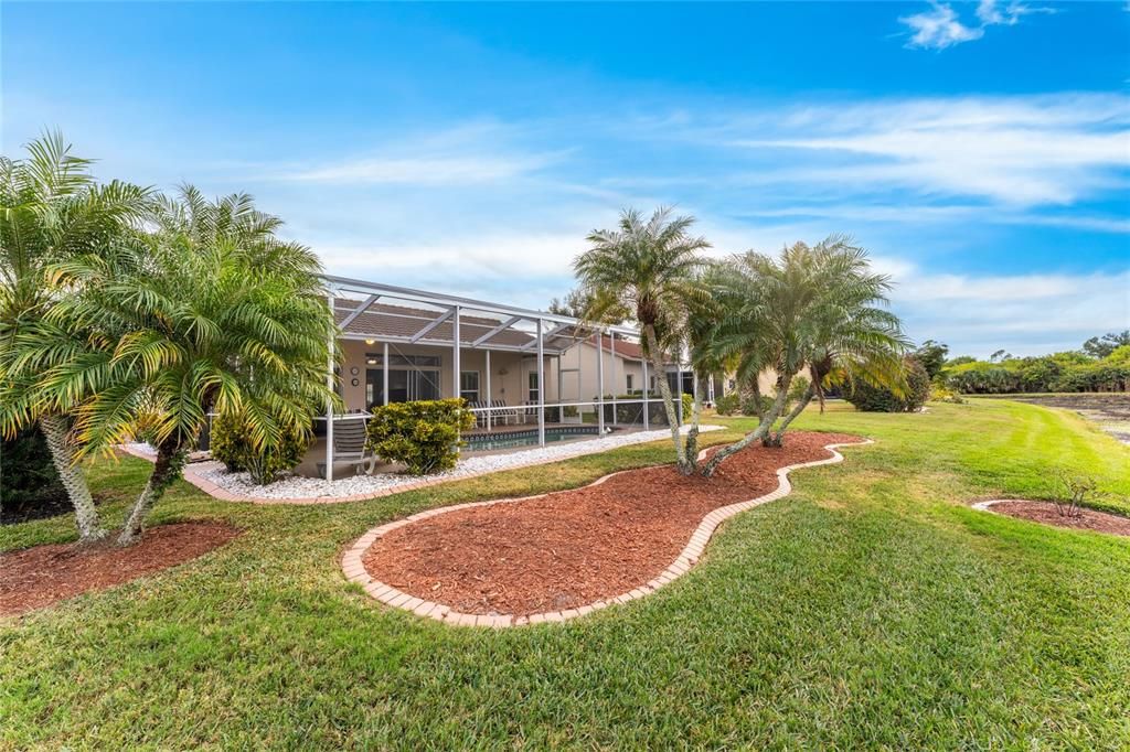 На продажу: $329,000 (2 спален, 2 ванн, 1386 Квадратных фут)