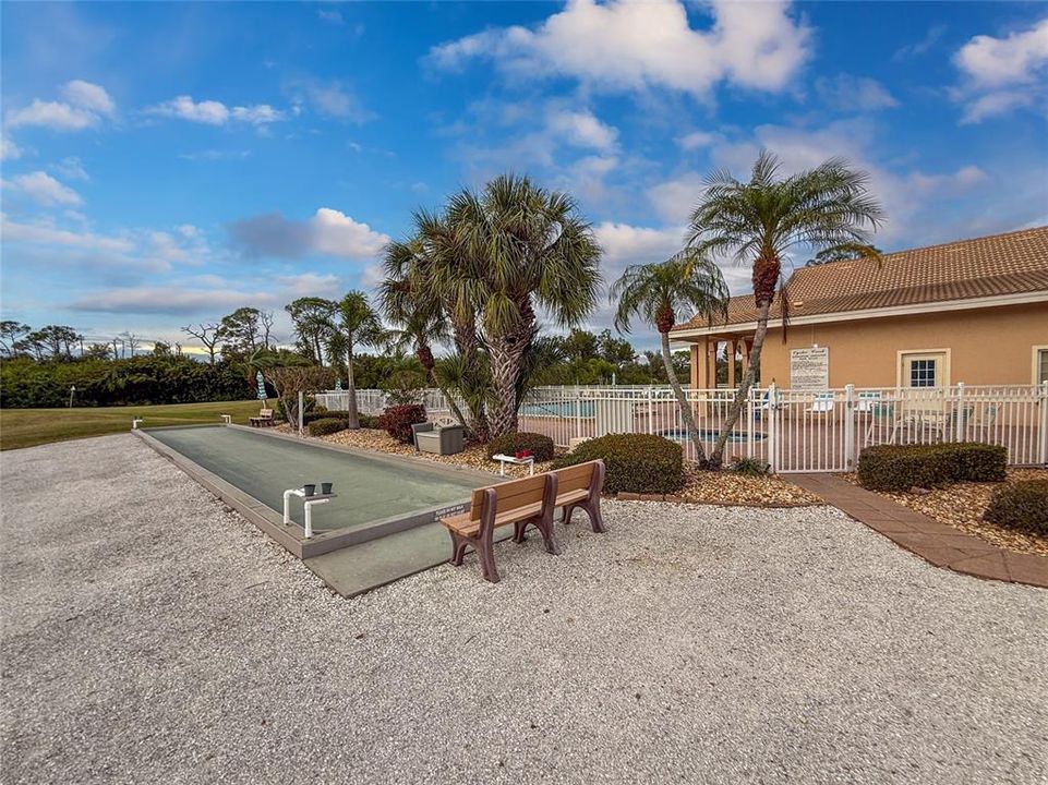 На продажу: $329,000 (2 спален, 2 ванн, 1386 Квадратных фут)