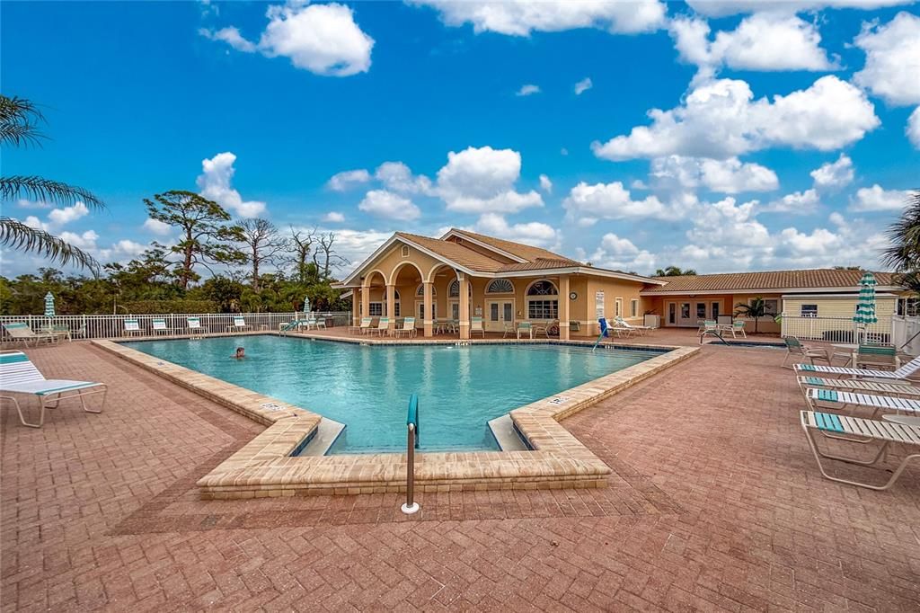 На продажу: $329,000 (2 спален, 2 ванн, 1386 Квадратных фут)