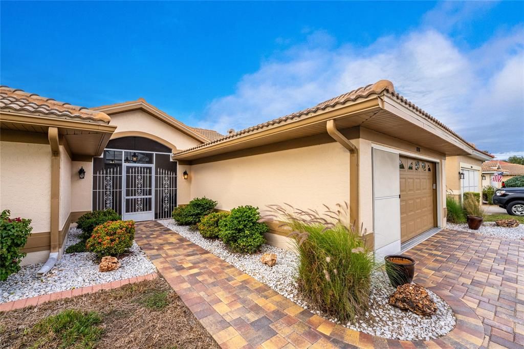 На продажу: $329,000 (2 спален, 2 ванн, 1386 Квадратных фут)