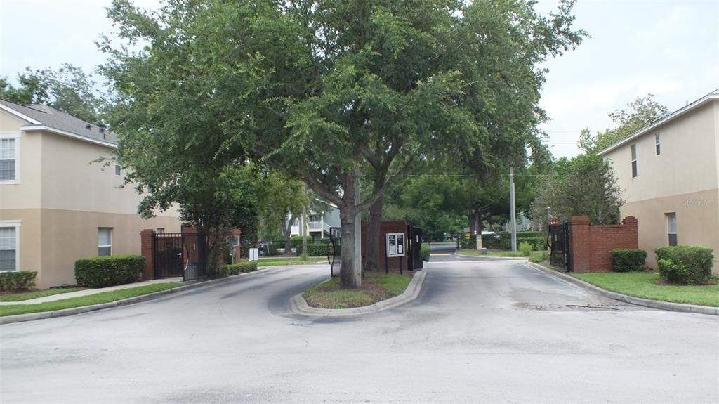 待售: $244,000 (2 贝兹, 2 浴室, 1056 平方英尺)