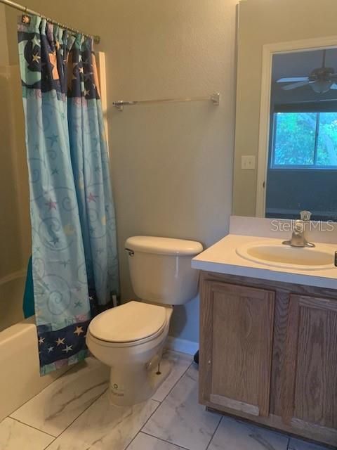 待售: $244,000 (2 贝兹, 2 浴室, 1056 平方英尺)