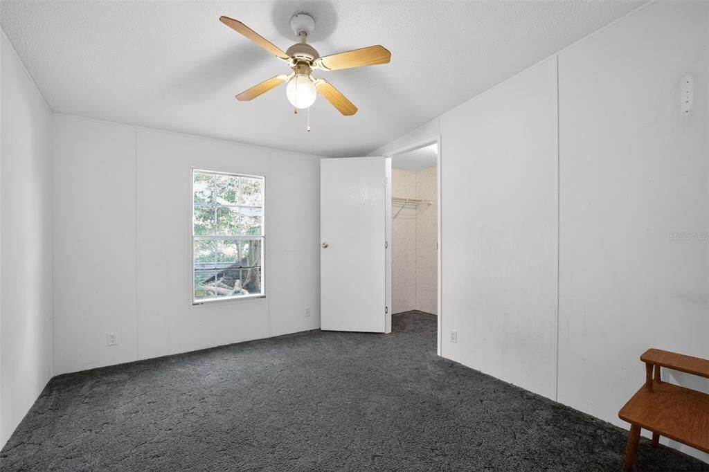 待售: $115,000 (3 贝兹, 2 浴室, 1152 平方英尺)