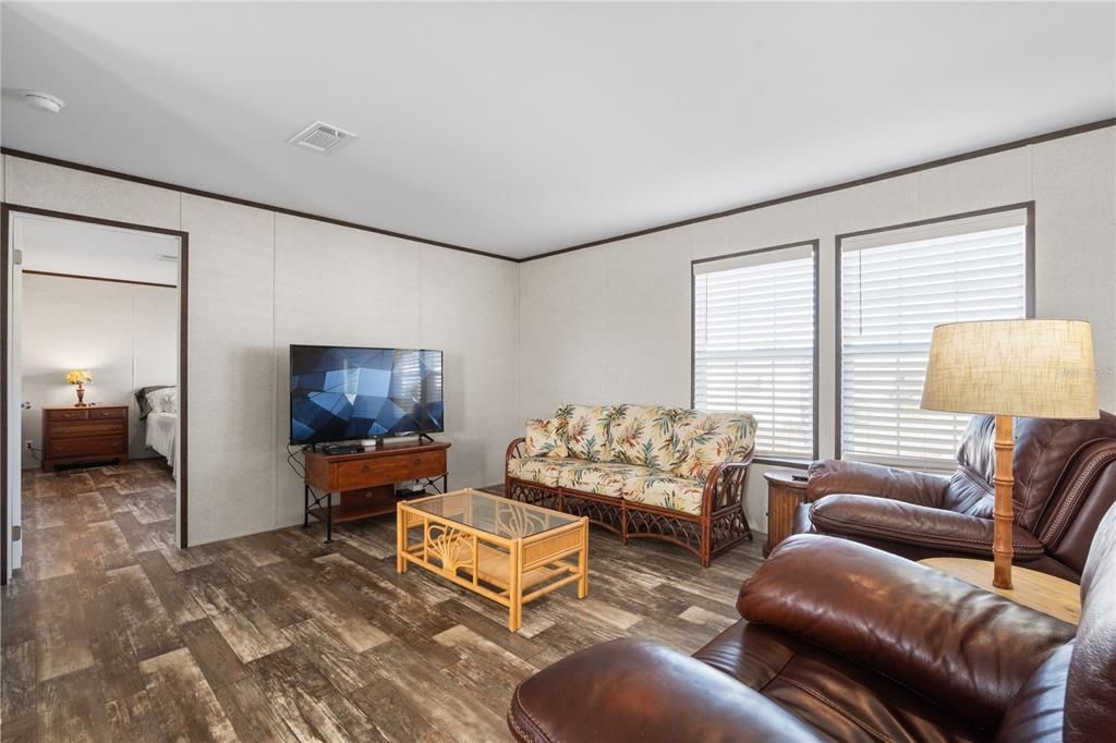 En Venta: $249,000 (3 camas, 2 baños, 1485 Pies cuadrados)