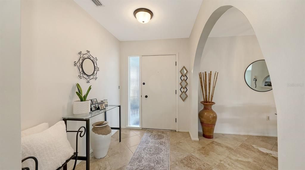 For Rent: $3,900 (3 beds, 2 baths, 1928 Square Feet)