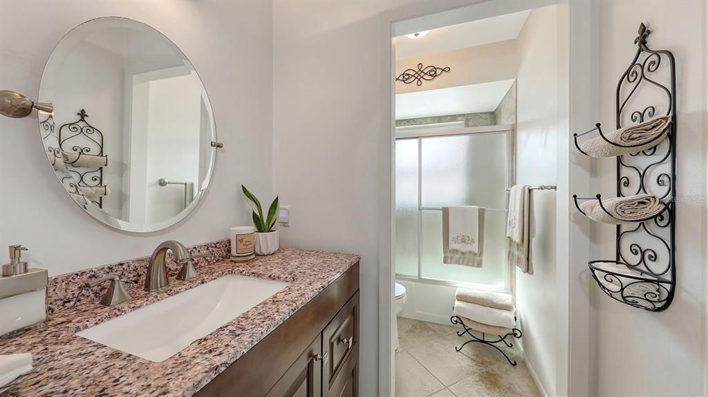 For Rent: $3,900 (3 beds, 2 baths, 1928 Square Feet)