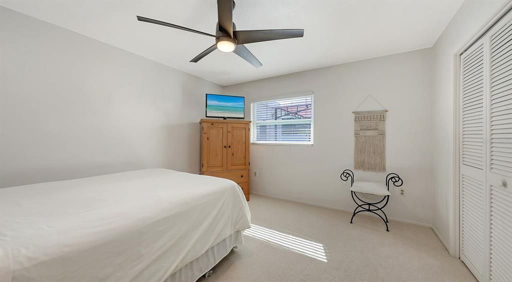 For Rent: $3,900 (3 beds, 2 baths, 1928 Square Feet)