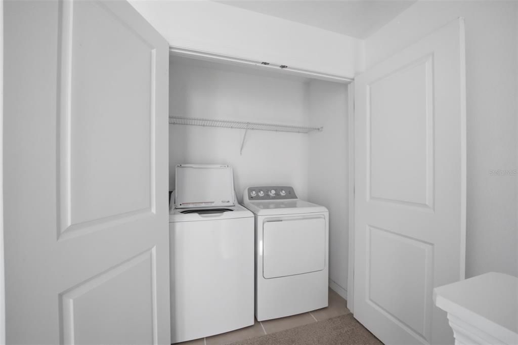 En Venta: $289,000 (3 camas, 2 baños, 1373 Pies cuadrados)