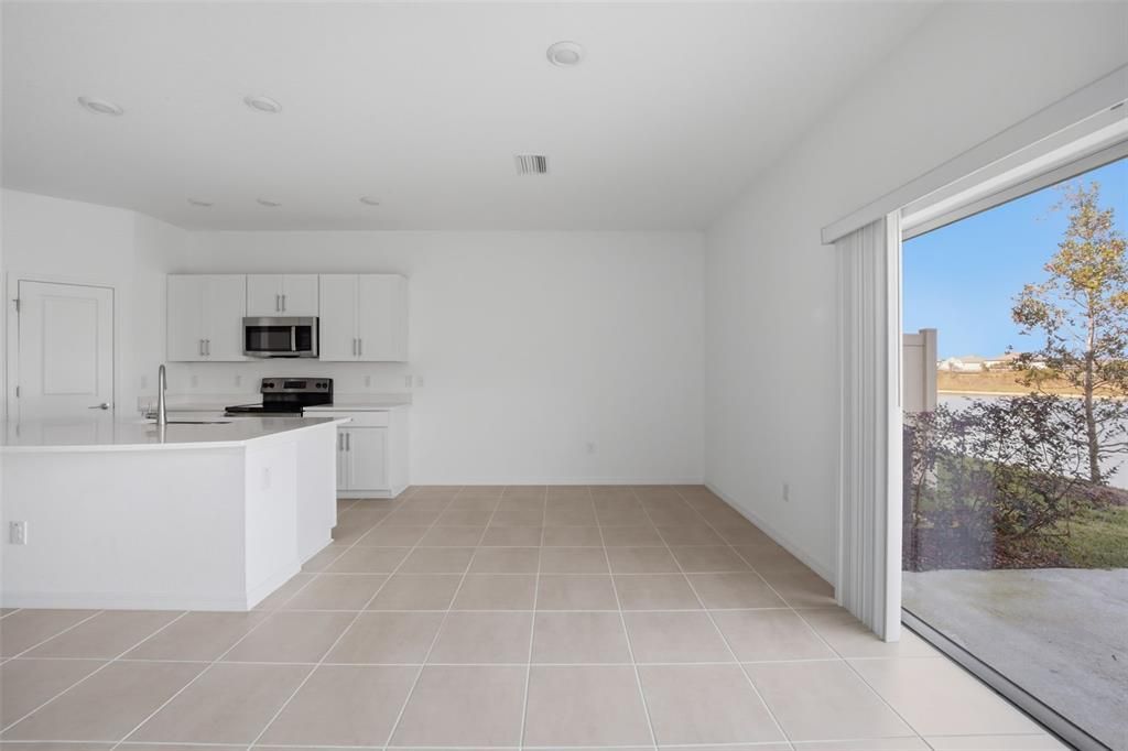 En Venta: $289,000 (3 camas, 2 baños, 1373 Pies cuadrados)