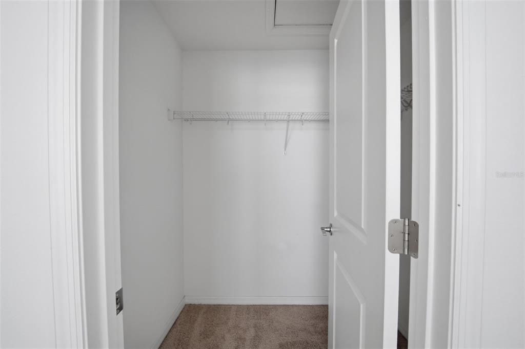 En Venta: $289,000 (3 camas, 2 baños, 1373 Pies cuadrados)